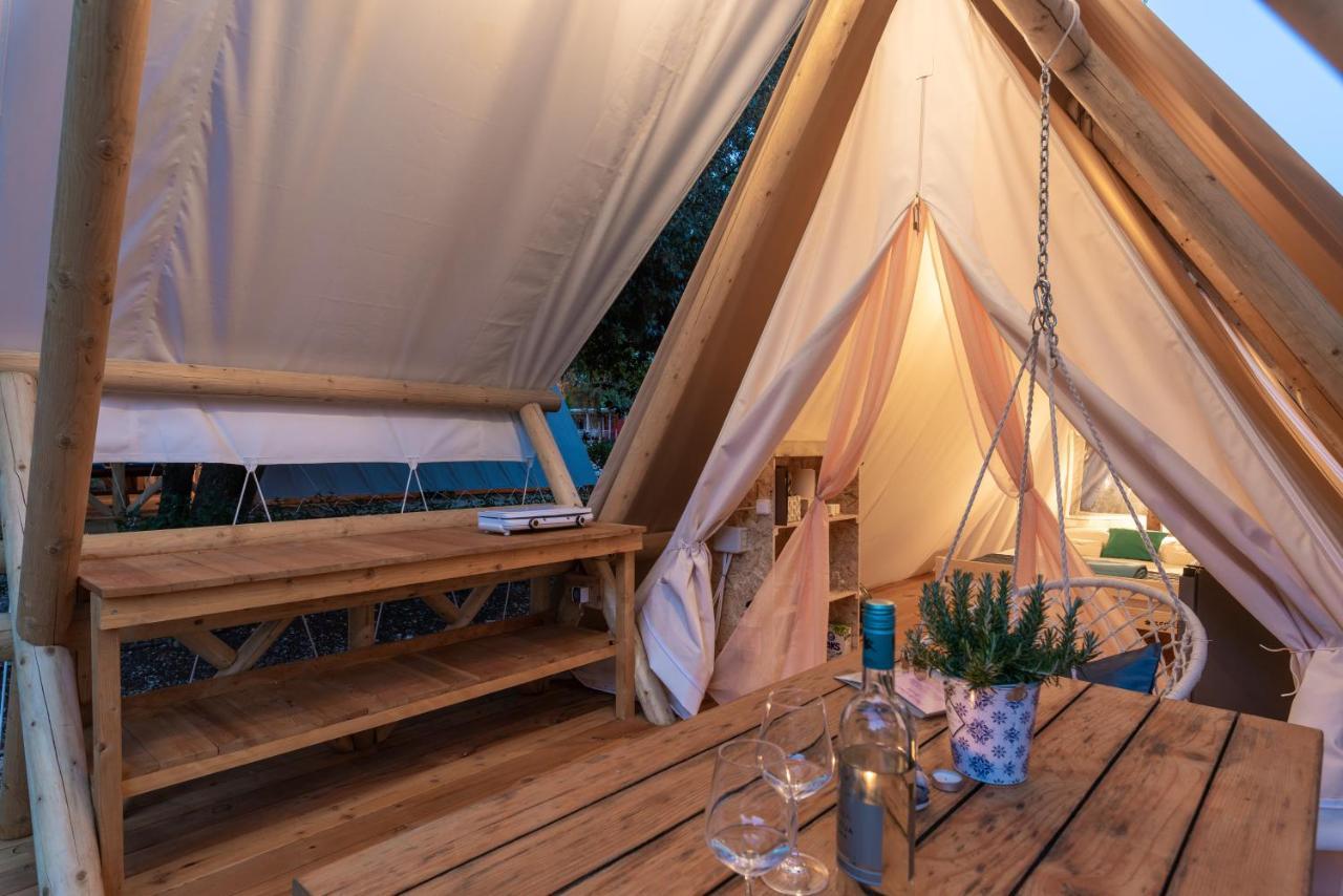 Eco glamping- FKK Nudist Camping Solaris Porec Esterno foto