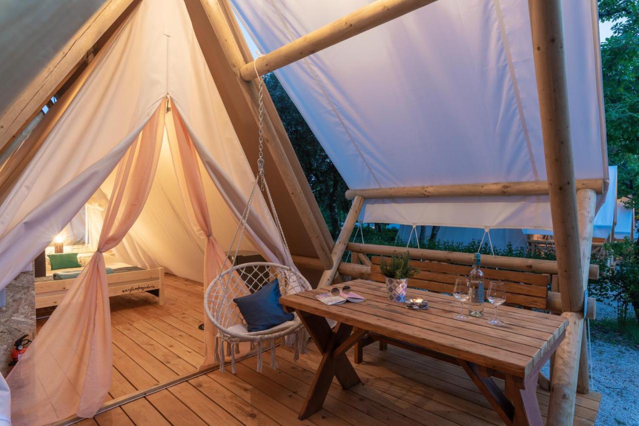 Eco glamping- FKK Nudist Camping Solaris Porec Esterno foto